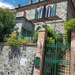 Benedetta Beautiful House - By The Sea Apartment *
