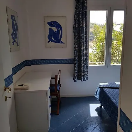 Apartment Benedetta Beautiful House - By The Sea *