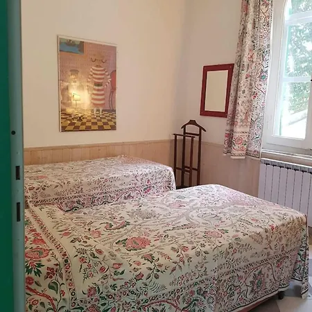 Benedetta Beautiful House - By The Sea *