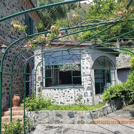 Benedetta Beautiful House - By The Sea