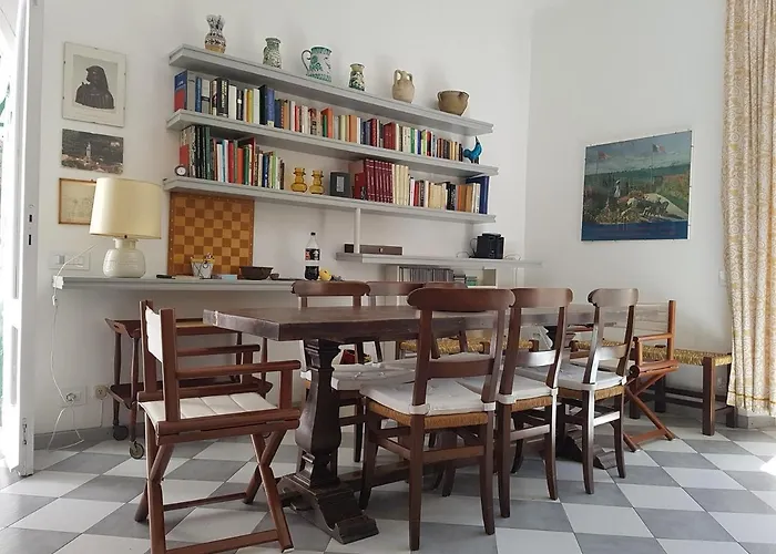 Benedetta Beautiful House - By The Sea