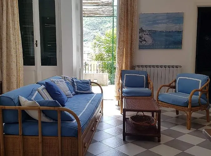 Benedetta Beautiful House - By The Sea 아파트