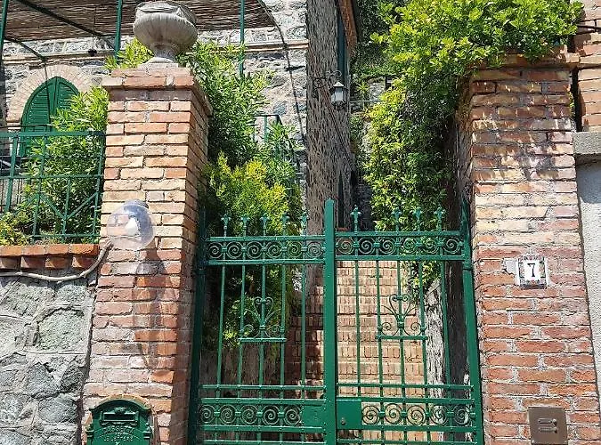 Benedetta Beautiful House - By The Sea Apartament